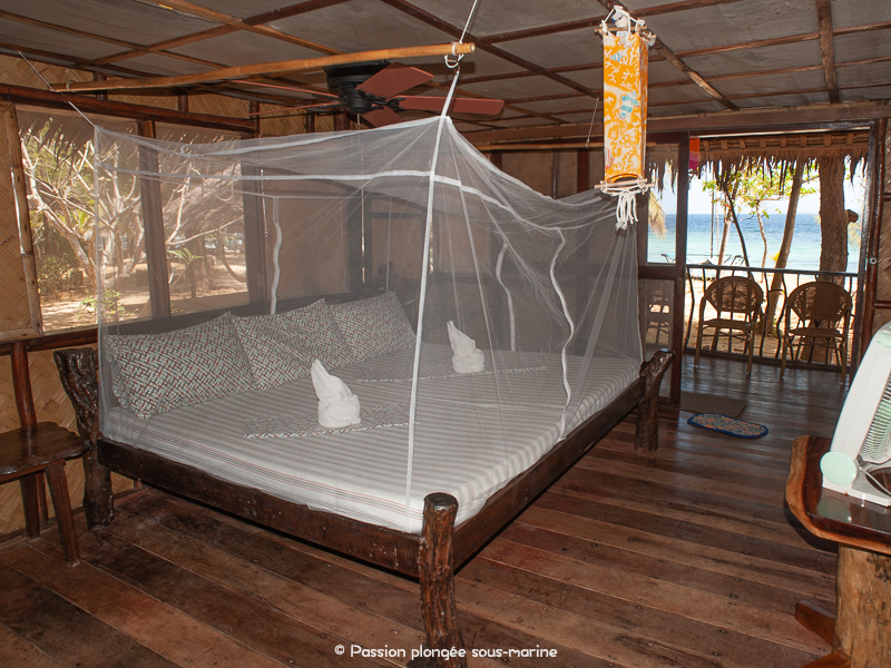 Chambre bungalow Sangat Island Dive Resort